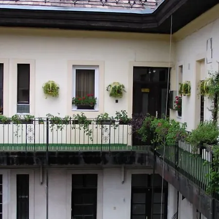 에이탄즈 게스트하우스 부다페스트