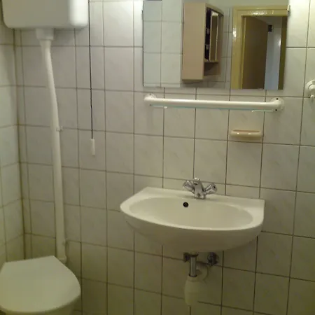 Eitans Guest house
