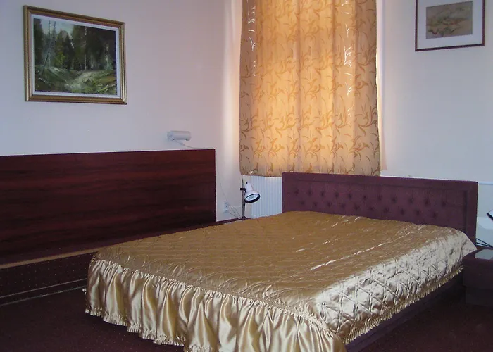 에이탄즈 3* 부다페스트