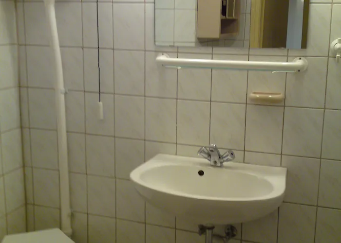 에이탄즈 게스트하우스 3*