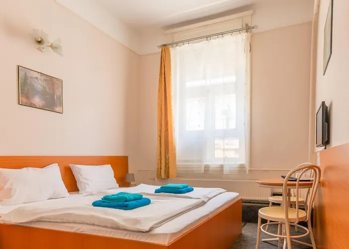 Eitans 3* Budapest