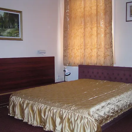 Eitans 3* بودابست